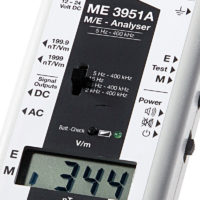 Le gigahertz ME3951A est un appareil de mesure, professionnelle, de champs magnétiques et de champs électriques basses fréquences (de 5 Hz à 400 KHz) avec filtre de fréquence.