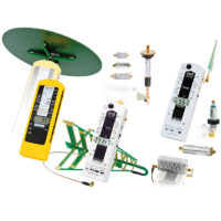 Le kit le plus complet de chez GIGAHERTZ SOLUTIONS. Le pack comprend un mesureur basses fréquences NFA1000, le pack hautes fréquences HFEW59DB PLUS ainsi que d'autres accessoires (le support PM1, l'adaptateur PM5S et la sonde TCO3). Un pack très complet pour une analyse complète des pollutions électromagnétiques hautes et basses fréquences sur une très large gamme de fréquences (5 Hz - 1 MHz et 27 MHz - 10 GHz).