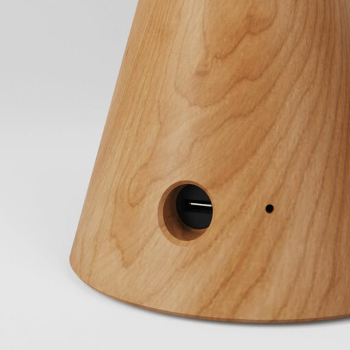 Lampe sans ondes rechargeable avec USB-C en bois en coloris Neutre bois